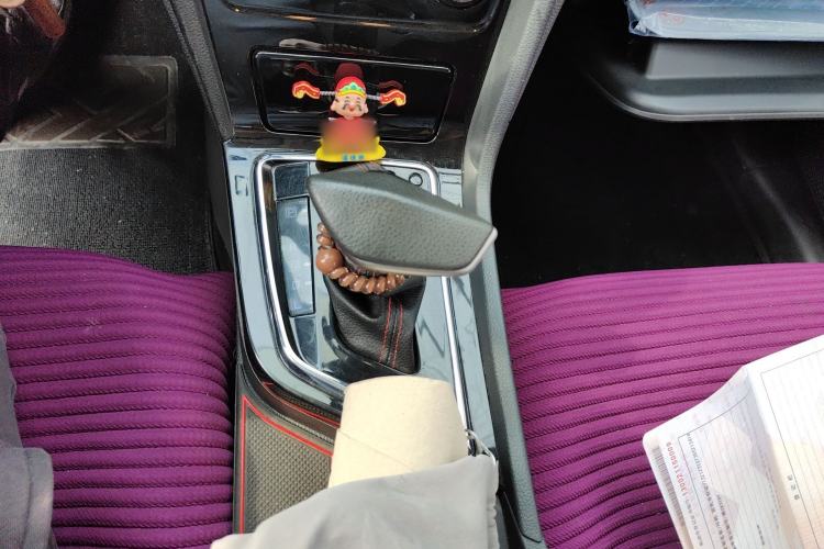 Used Venucia D60 2018 1.6L CVT Comfort Edition
