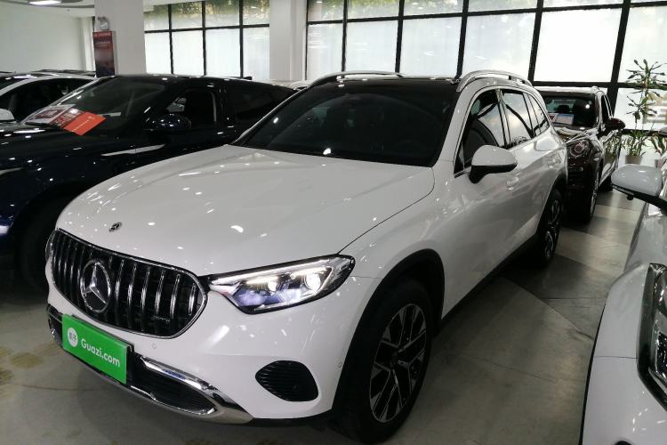 Used Mercedes-Benz GLC 2023 Facelift GLC 260 L 4MATIC Dynamic Version 5 Seats