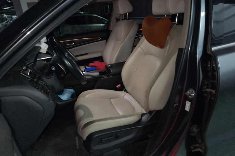 Used Honda Avancier 2017 240TURBO Two-Wheel Drive Premium Edition Left Front Seat