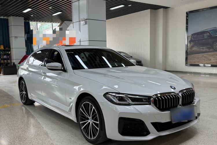 Used BMW 5 Series 2021 Facelifted 530Li Leading Edition M Sport Package
