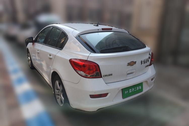 Used Chevrolet Cruze 2013 Hatchback 1.6L Automatic Luxury Model
