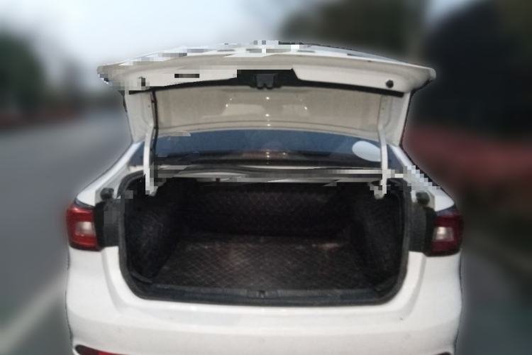 Used Roewe i5 2019 1.5L Automatic 4G Connected Linghao Flagship Edition
