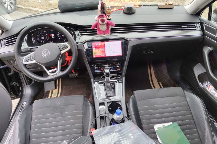 Used Volkswagen Magotan 2020 330TSI DSG Luxury Edition Center Console