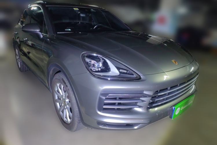 Used Porsche Cayenne 2019 Cayenne 3.0T Front Right 45 Deg