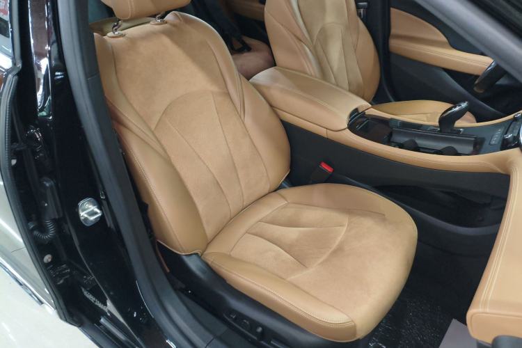 Used Buick LaCrosse 2018 28T Luxury Model