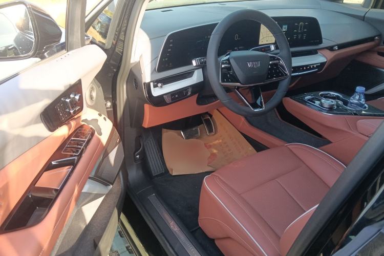 Used Cadillac OPTIQ 2024 Standard Range Version