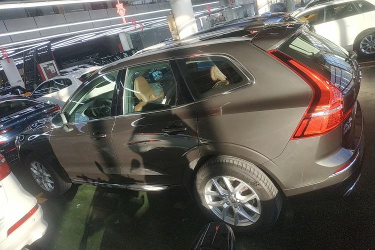 Used Volvo XC60 2020 T5 4x4 Zhiyi Luxury Edition