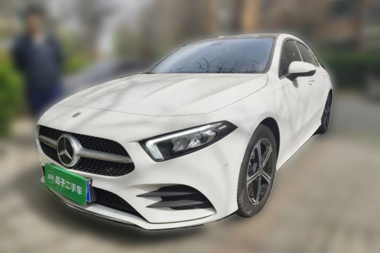 Used Mercedes-Benz A-Class 2022 Revised Version A 200 L Sport Sedan Fashionable Style
