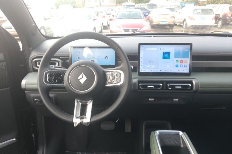 Used Baojun Spark EUV 2025 Flagship Edition 5 Seats Interior 4