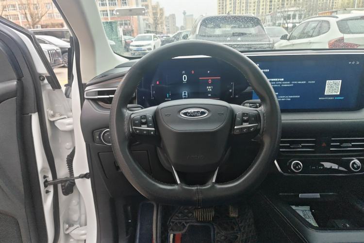 Used Ford Edge 2021 PLUS EcoBoost 245 Two-Wheel-Drive Platinum Edition 5 Seats
