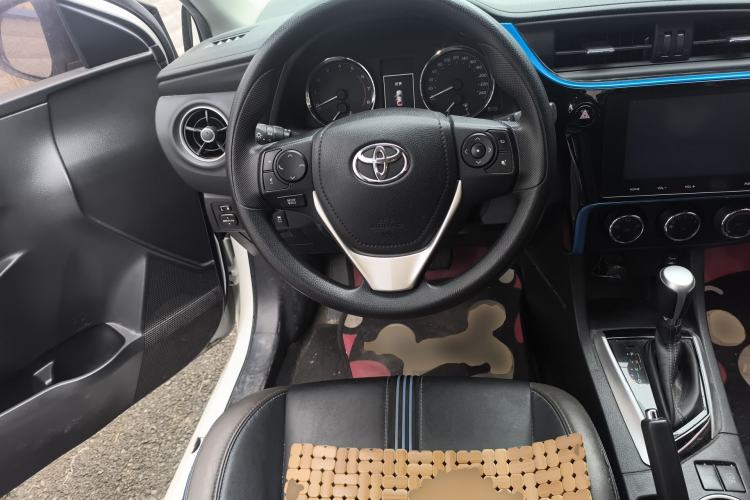 Used Toyota Levin 2018 185T CVT Prestige Version China VI Standard Steering Wheel
