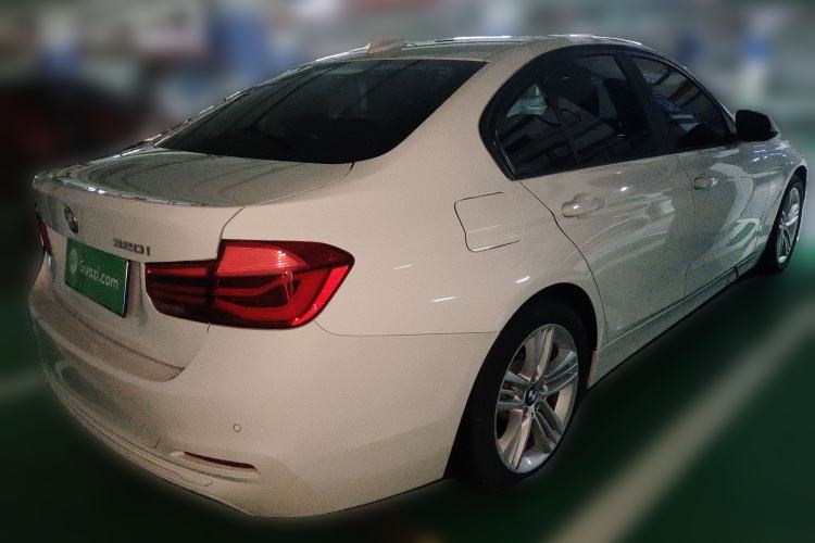 Used BMW 3 Series 2016 320i Fashion Model
