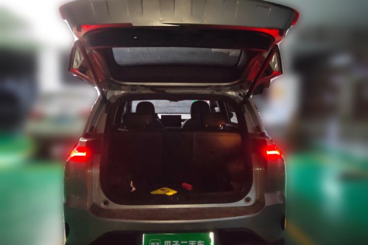 Used Hycan Z03 2022 510 km Range Trendy Cool Version 135 kW 63.98 kWh
