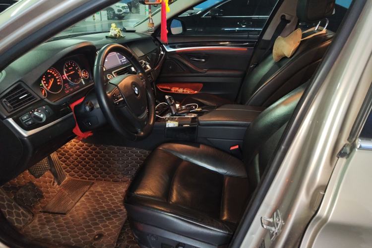 Used BMW 5 Series 2013 525Li Leading Model