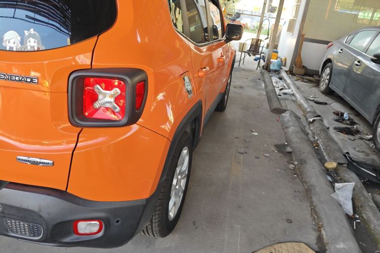 Used Jeep Renegade 2018 Connected Large Screen Version 180T Automatic High-Energy Edition