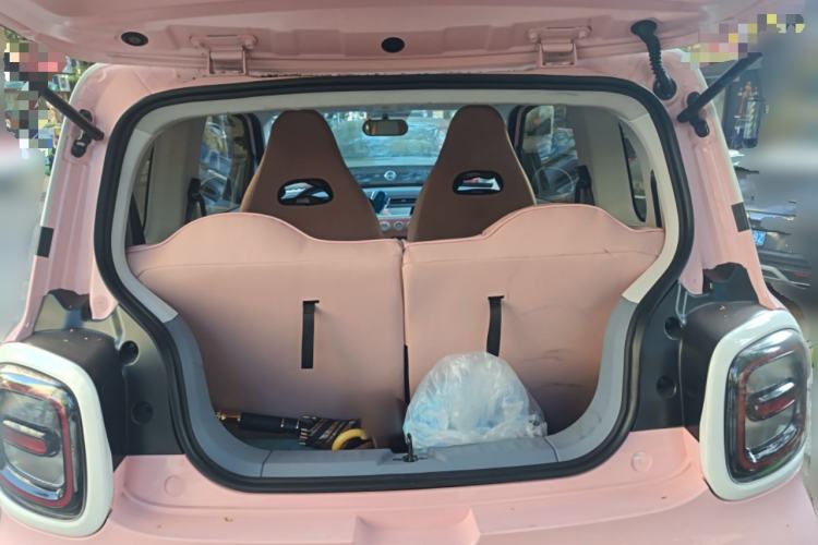 Used Bestune Pony 2024 170km Vitality Horse Trunk