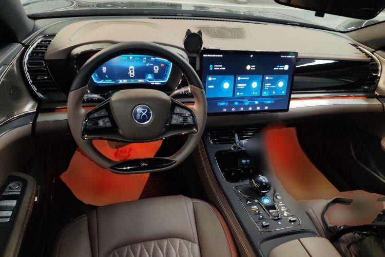 Used BYD Han 2023 EV Champion Edition 605KM Front-Drive Premium Model
