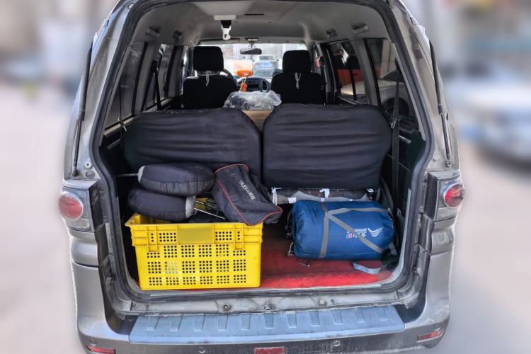 Used FORTHING Lingzhi 2016 V3 1.5L 7-Seater Standard Model China V Emission Standard Trunk