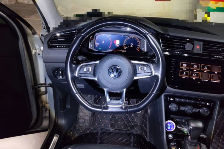 Used Volkswagen Tiguan L 2019 380TSI Automatic All-Wheel Drive R-Line Flagship Edition China VI Standard