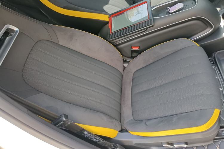 Used ORA Good Cat GT 2023 Mulan Edition 401km Prestige Version Right Front Seat