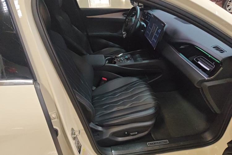 Used BYD Seal 06 New Energy 2024 DM-i 120KM Flagship Model Right Front Seat