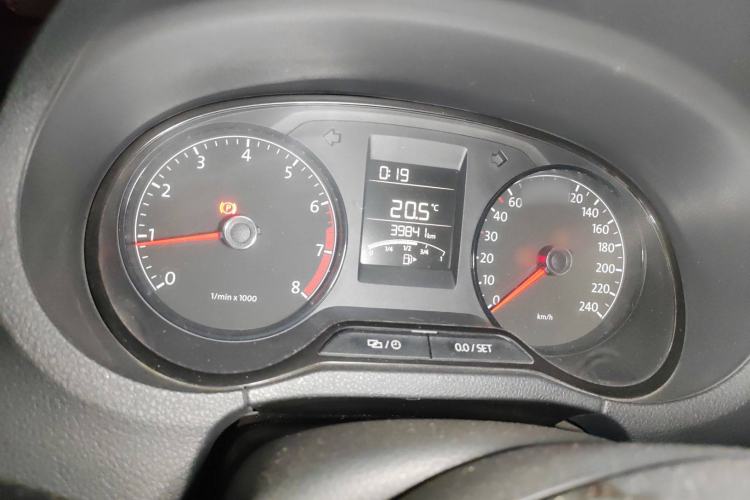 Used Volkswagen Polo 2014 1.4L Manual Fashion Edition