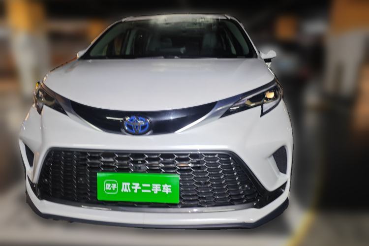 Used Toyota Granvia 2023 2.5L Hybrid Prestige PLUS Edition
