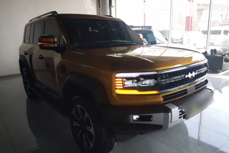 Used Formula Leopard 5 2023 Navigator Edition
