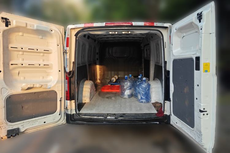 Used Foton Scenic i7 2025 Professional Logistics Short-Wheelbase Front-Wheel Drive Aiyike 41.86 kWh Zhiyuan Edition Flat Roof Single Tire 2 Seats Trunk