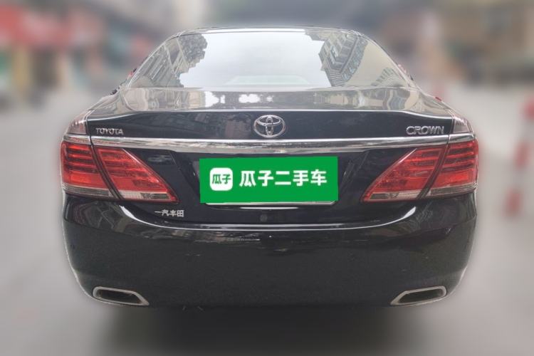 Used Toyota Crown 2012 2.5L Royal Leather Edition
