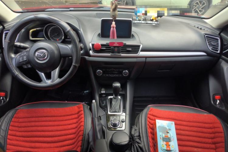 Used Mazda 3 Axela 2016 Sedan 1.5L Automatic Luxury Model