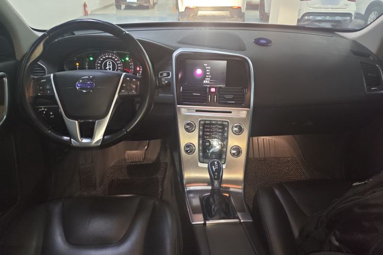 Used Volvo XC60 2017 T5 AWD Smart Upgrade Edition