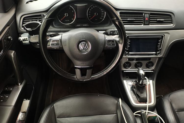 Used Volkswagen Gran Lavida 2013 1.4 TSI Automatic Luxury Model