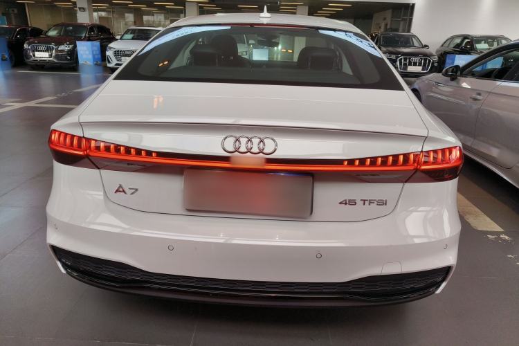 Used Audi A7 2024 45 TFSI Prestige Edition
