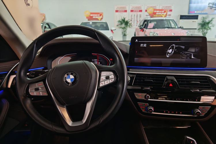 Used BMW 5 Series 2022 Second Facelift 525Li Luxury Package
