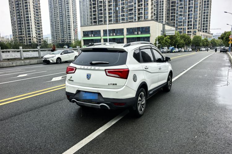 Used Baojun 560 2016 1.8L Manual Luxury Edition
