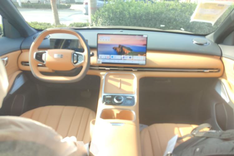 Used Geely Galaxy Galaxy Xingjian 7 EM-i 2025 120km Launch+ Version