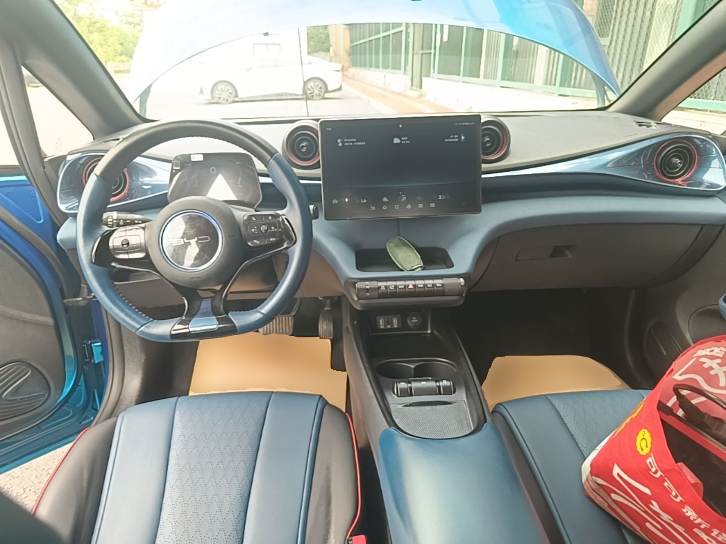 BYD Dolphin 2021 405 km Fashion Edition — снимка 12