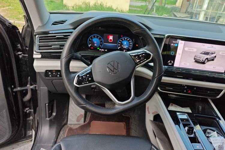 Used Volkswagen Teramont 2022 380TSI Four-Wheel Drive Prestige Luxury Edition Steering Wheel