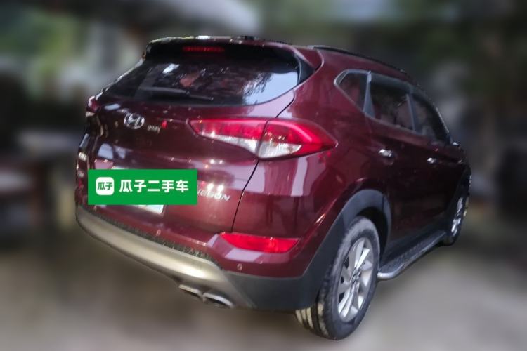 Used Hyundai Tucson 2015 1.6T Dual-Clutch Two-Wheel-Drive Smart Model Rear Right 45 Deg
