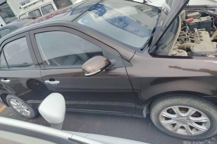 Used Geely Auto Diamond 2015 Sedan 1.5L Manual SuperDeluxe Model