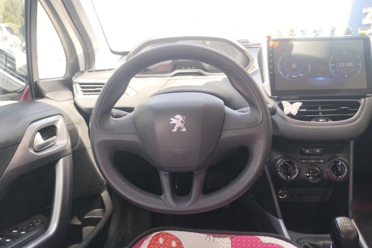 Used Peugeot 2008 2014 1.6L Manual Trend Edition Steering Wheel