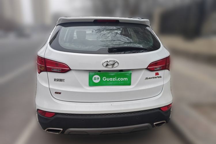 Used Hyundai Santa Fe 2013 2.4L Automatic Two-Wheel Drive Smart Version
