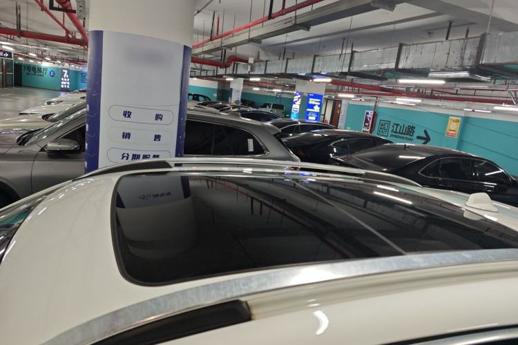 Used Lynk & Co 01 2017 2.0T Two-Wheel Drive Pro Edition Roof