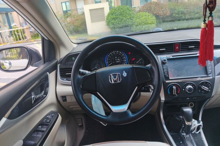 Used Honda Crider 2013 1.8L automatic comfort version