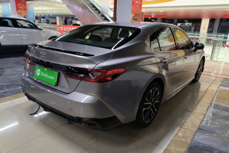 Used Toyota Camry 2026 Model Dual-Engine 2.0HSE Sport Lite Edition
