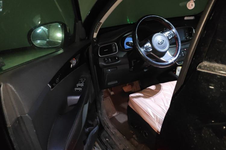 Used Kia Sorento 2015 Sorento L 2.4L Gasoline 4WD Elite Edition 7 Seats China IV Standard