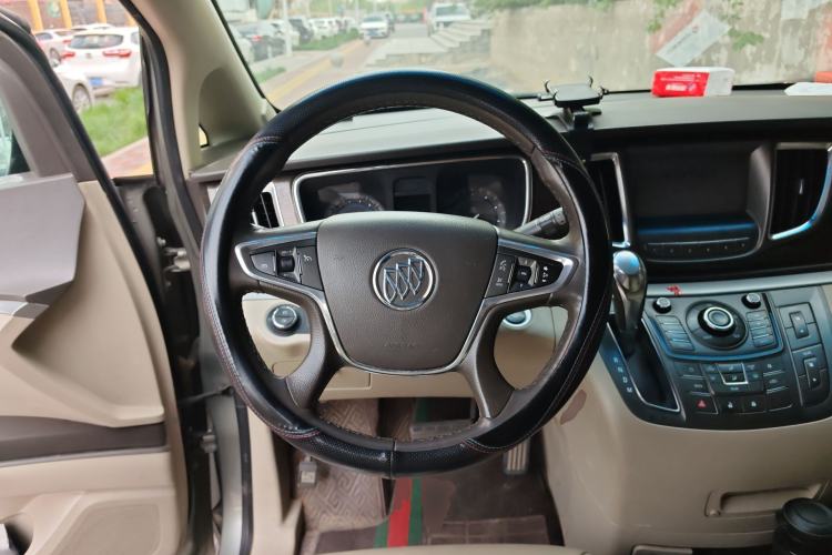 Used Buick GL8 2011 2.4L LT Luxury Business Executive Edition Steering Wheel