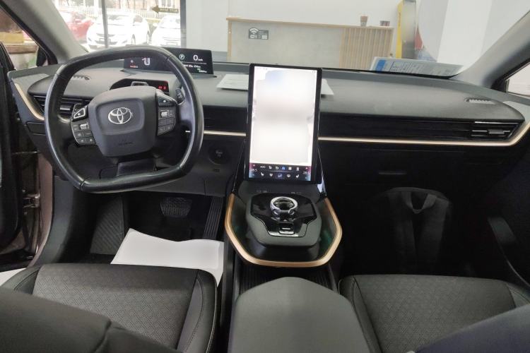 Used Toyota bZ3 2023 616 km Long-Range Premium
