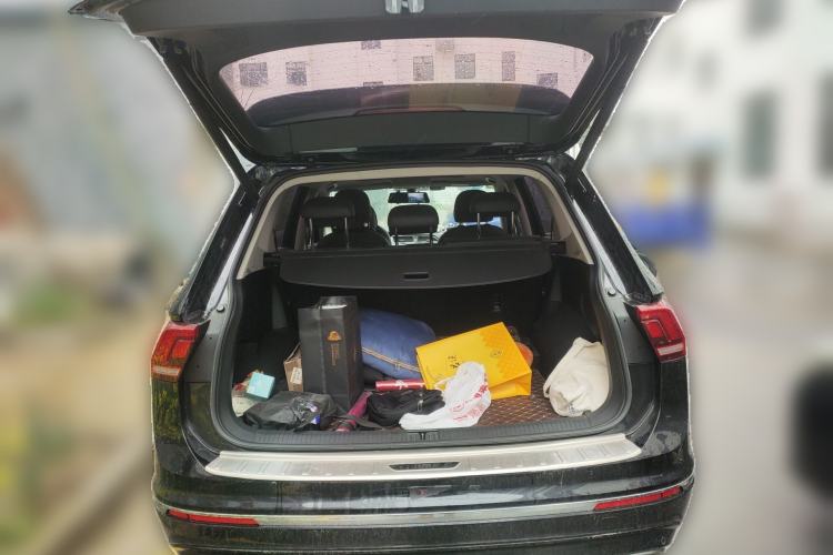 Used Volkswagen Tiguan L 2021 330TSI Automatic Two-Wheel Drive R-Line Enhanced Edition
